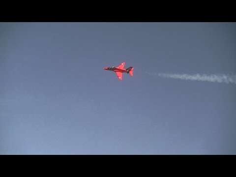 Red Arrow Flypast Graig Fawr Rhyl Air Show August 30th 2014 Stunnng