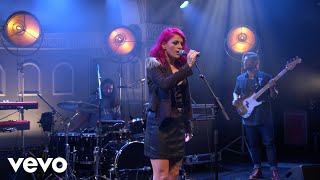 Karise Eden - Powerless (Live)