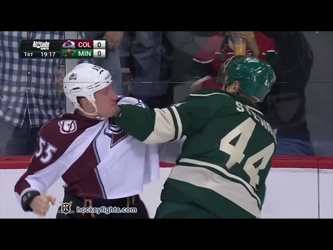 Cody McLeod vs Chris Stewart