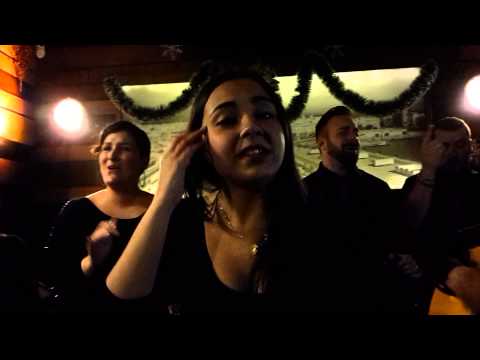 Laura y Roli . Duermete niño mio