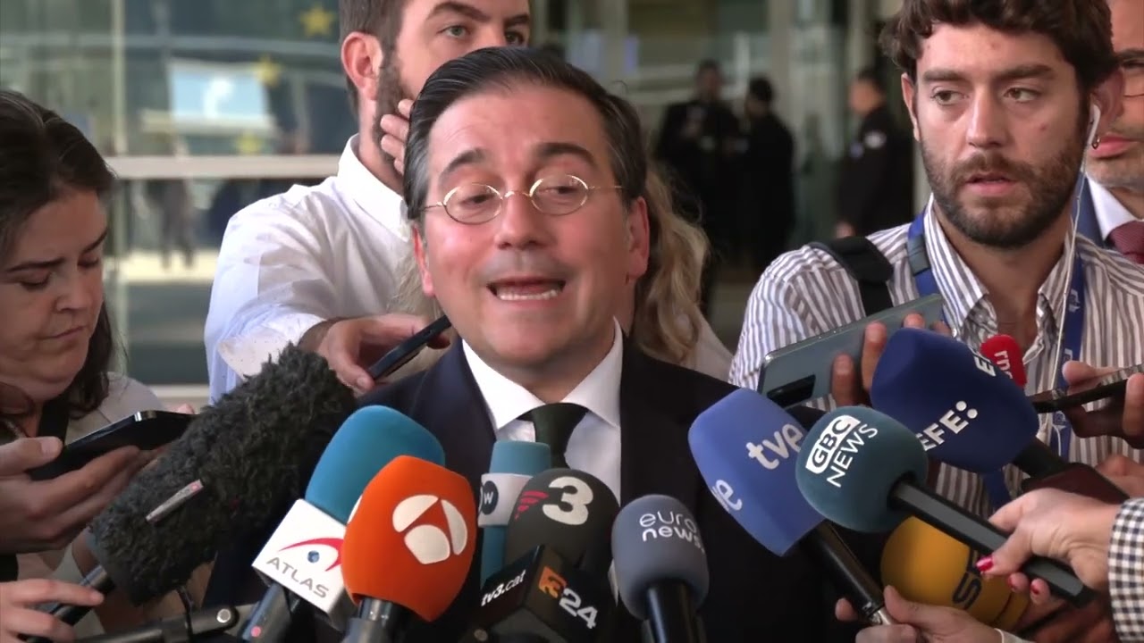 Spanish Foreign Minister says Schengen controls must be respected and applied equally to elsewhere