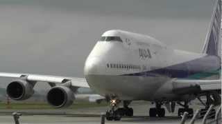 preview picture of video 'ANA B747-400D JA8960 in FUKUOKA Airport (FUK/RJFF)'