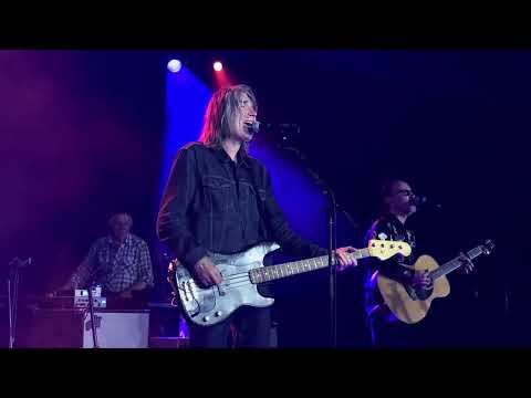 Live in Music City - Del Amitri - "Roll With Me" - Exit/In July 2, 2023