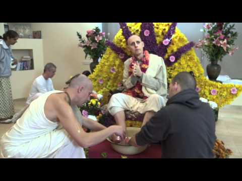 Vyasa Puja 2010 - Sri Guru-Vandana