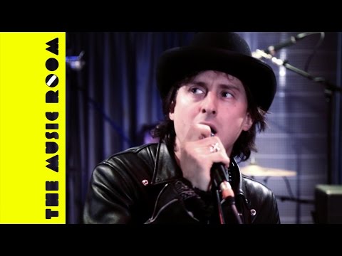 Carl Barat And The Jackals "A Storm Is Coming" // The Music Room Live at The Hospital Club
