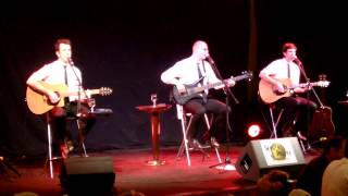 "Help" by Sergent Poivre live @ Le Lyon Vert