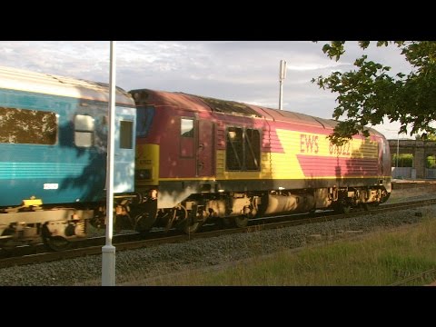 Half an Hour at (121) - Rhyl No1 Signal Box 31.7.2015 - Class 37 67 158 221 DRS ATW Virgin DBS