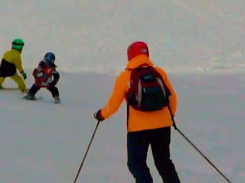 Kopie videa pipi.Matýsek,lyžaři