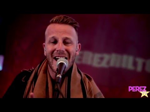 Devin Kirtz "Move" (Perez Hilton Acoustic Performance!)