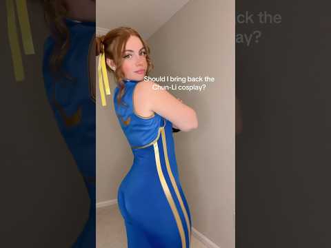 Chun-Li cosplay! Who has other costume ideas?🐱 #cosplay #ginger #redhead #chunli #fortnite