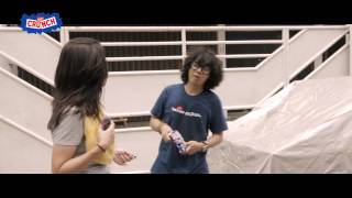 Download lagu Baru Nestlé Indonesia Video: Iklan CRUNCH #MomenAsikCRUNCH 'Mobil Kardus' 2014 mp3