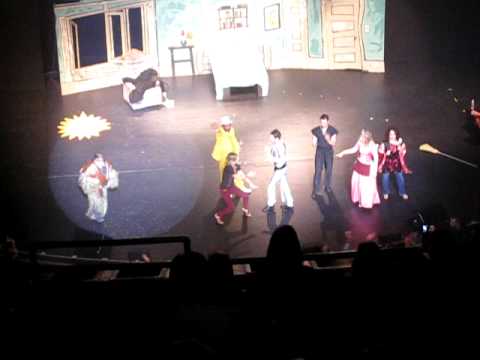 "The Nightman Cometh" (LIVE) - "It's Always Sunny in Philadelphia" Cast Sing "Day Man"