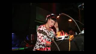 Miss Kittin LIVE @ The DJ Zone 03-25-2006 (audio) [full mix]