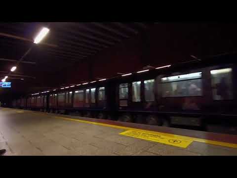 Metro de Santiago | NS93 en Estación Central, línea 1.