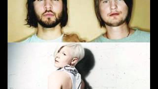 Röyksopp ft  Robyn   The Girl and the Robot HQ