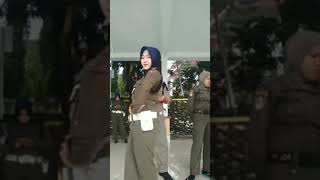 Download lagu KARAOKEAN ALA SATPOL PP CANTIK mp3