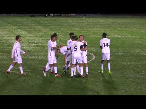 Wereldgoal Yannik de Vries (Global Football Academy) in de wedstrijd tegen Robur et Velocitas