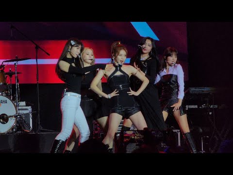 221126 EVERGLOW - La Di Da + Adios