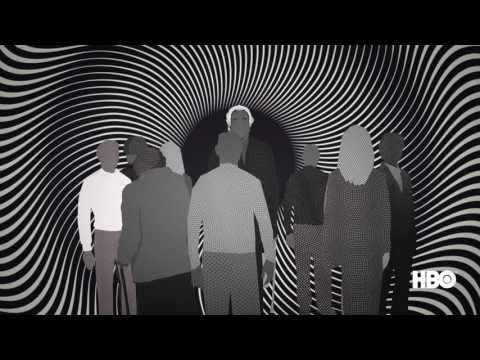 The Wizard of Lies (Featurette 'How Bernie Madoff Modernized the Ponzi Scheme')