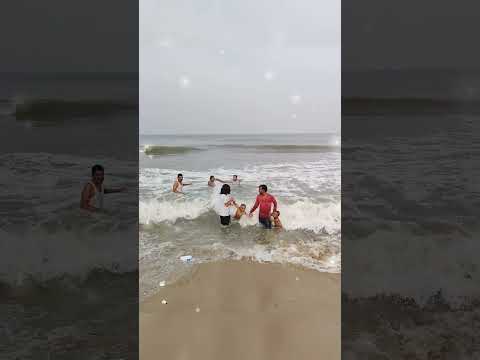 Goa vibe... Guess the name of #beach 🏊 @sujisatz