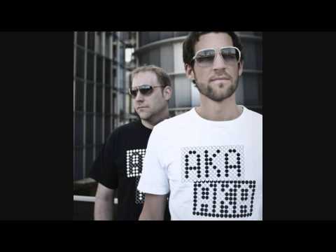 AKA AKA & Joachim Pastor - Sandmann feat. Florence Bird