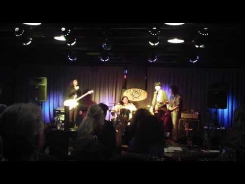 The Davey Brothers - Malarkey's Grill & Irish Bar. 2014 Cadillac Zack Presents