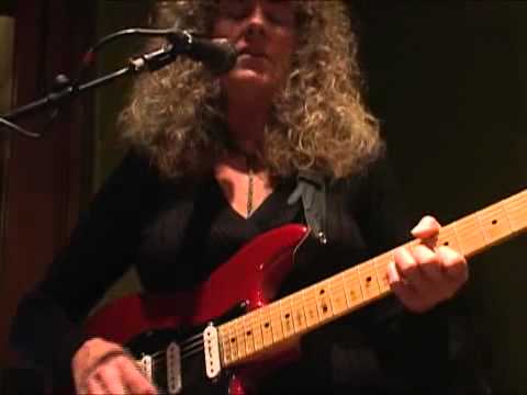 Sweet Tenderness   Teresa Russell Live at the Savory (stereo)