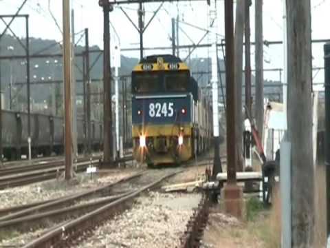 82 CLASS DIESEL COAL TRAIN LEAVES LITHGOW YARDS-OCT 26TH 2009
