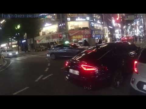 Jeonpo dong escrito Haeundae Ida e Volta -Busan-Coreia do Sul 17/11/2023 NORM0029