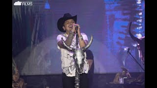 Christian Nodal - De los besos que te di (En Vivo)