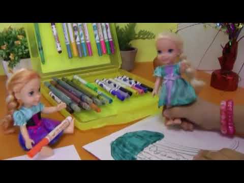 Doll bath time ! Elsa & Anna toddlers - bubble fun