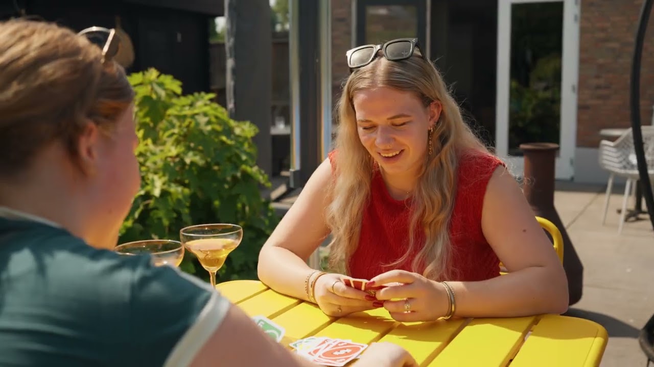 MaximaVida metalen vierkante tuintafel Max 80 x 80 cm okergeel