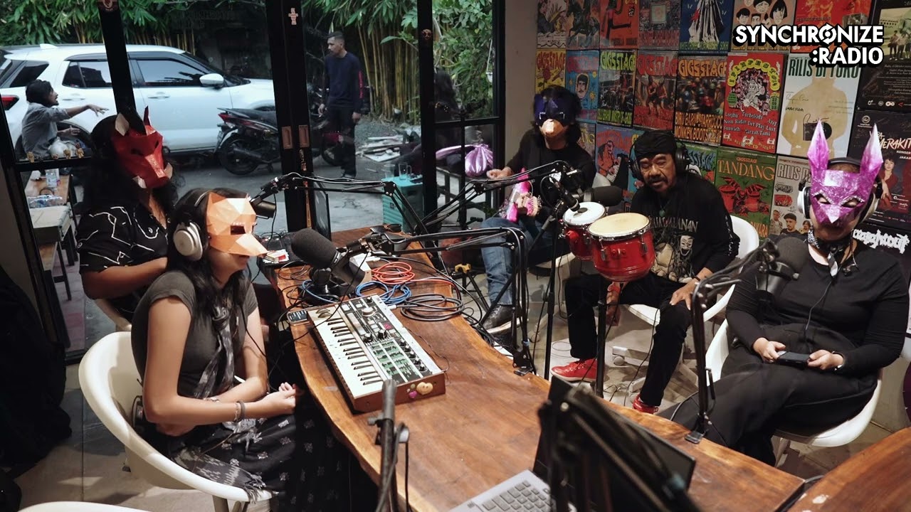 NGOBROLIN PERKEMBANGAN ORKES DI INDONESIA BERSAMA OM LAWAN