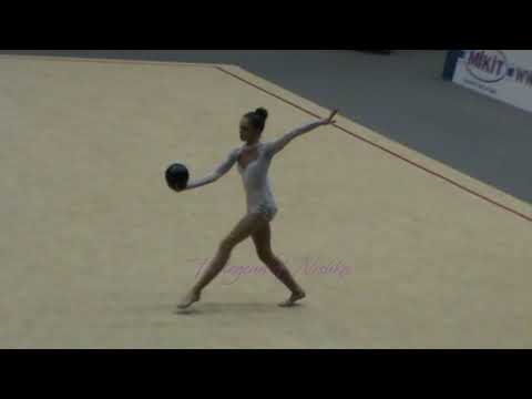 Mariya MATEVA (BUL) ball - 2011 Corbeil AA