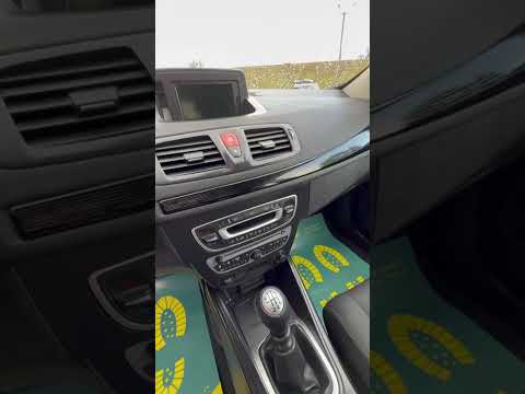 фото renault megane iii 0
