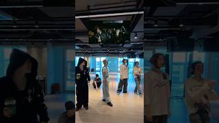 Download lagu reacting to Piñata #NCT127 #Piñata #BLINGY #NCT127_BLINGY #NCT_10TH_ANNIVERSARY mp3 Download lagu reacting to Piñata #NCT127 #Piñata #BLINGY #NCT127_BLINGY #NCT_10TH_ANNIVERSARY mp3