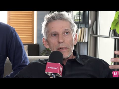 Jacques Gamblin, Pablo Pauly et François Uzan en interview pour le film "On sourit pour la photo" 🎥