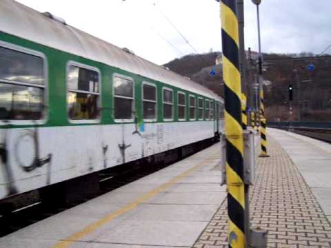 Příjezd vlaku R 776 Radobýl do stanice Ústí nad Labem hl.n.