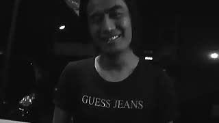 Download lagu St12 - Kepingan Hati  (waktu Rekaman) mp3 Download lagu St12 - Kepingan Hati  (waktu Rekaman) mp3