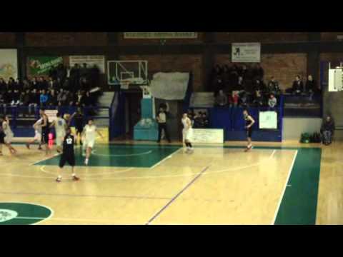 Serie C2 2014/2015 quarta giornata di ritorno Arona Basket vs Borgosesia 69-66