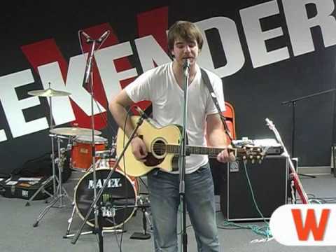 Mat Burke - 'Some Of Us Just Love The Pain' | Weekender Sessions