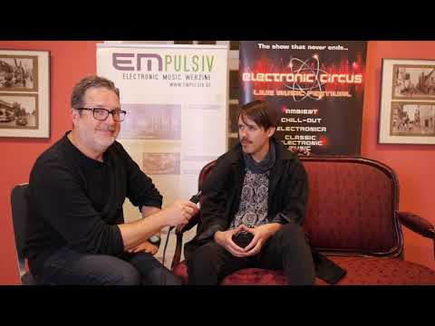 Roland Meyer de Voltaire (Schwarz) im Interview