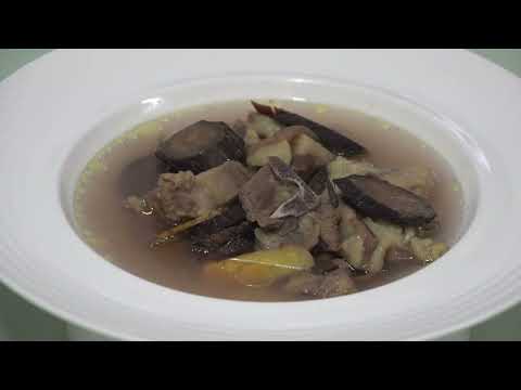 原鄉創意羊肉料理 示範  02 薑黃羊肉燉山葡萄