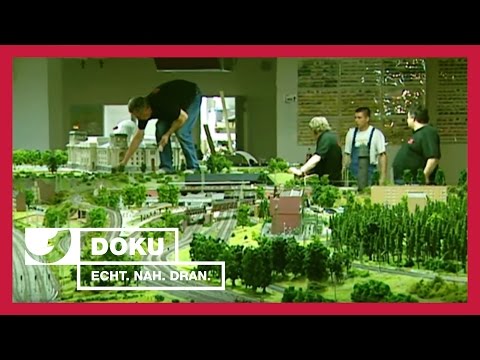 Die Modellbauer - Mammutprojekt Umzug (Teil 1) | Experience - Die Reportage | kabel eins Doku