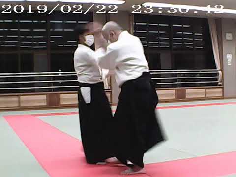 合気道鉄石会　交差取り　小手返し