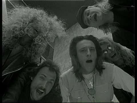 METALINDA - English is how know (OfficialMETALINDA)