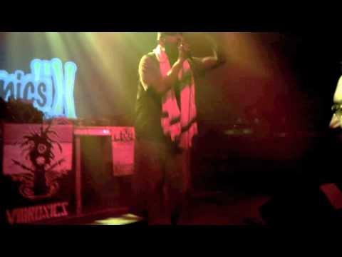 RAFCAM-Vibronics Feat Madu Messenger & Parvez Live @' De Kreun (Kortrijk, Belgium) numerotres