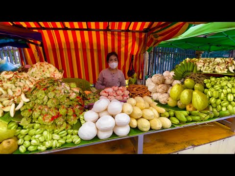 Yummy Khmer Fresh Fruit in Phnom Penh traditional market | Cambodian street food 2021