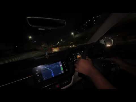 Skoda slavia insane hyperdrive and stability test in light traffic 200+