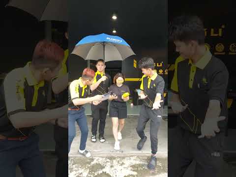 Customer Terbeli with Good Service